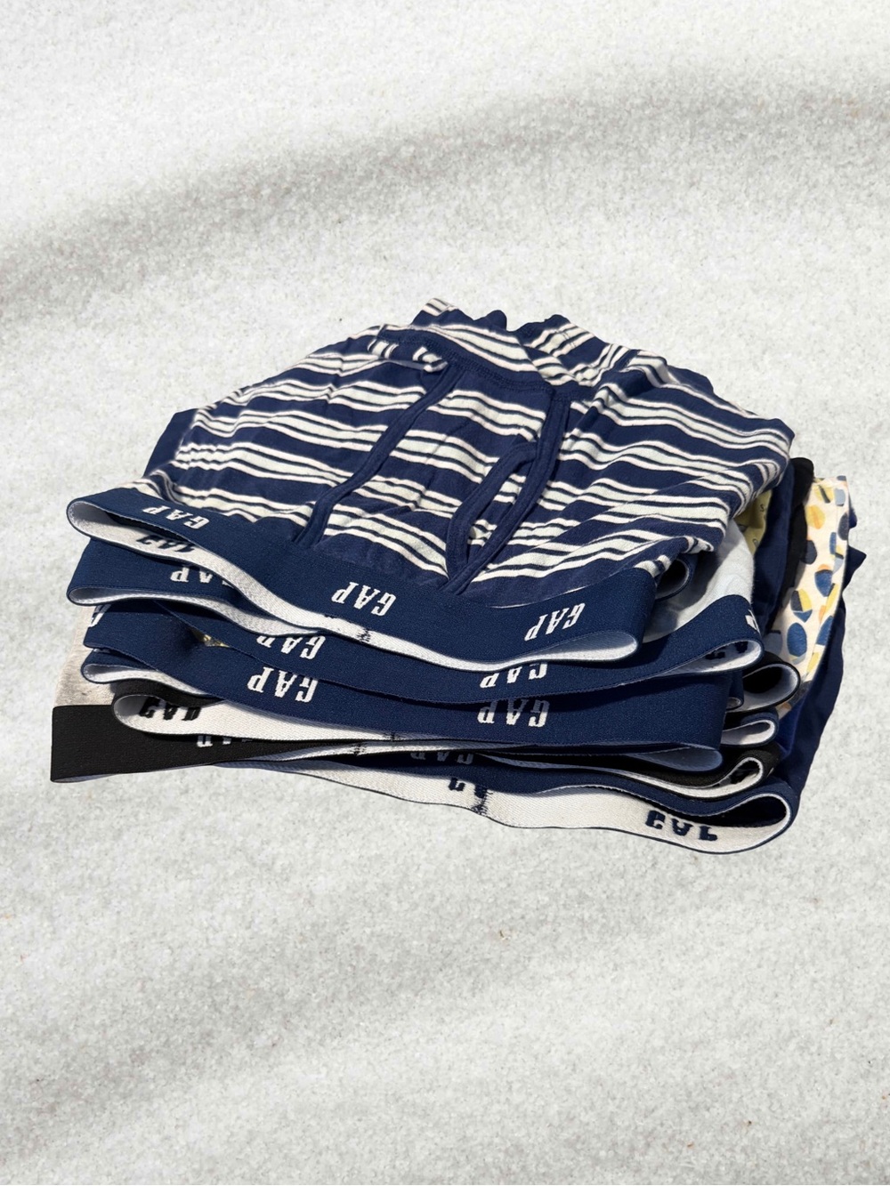 Gap Youth Boys Boxers Underwear Bundle 11 Pairs / Size M and L